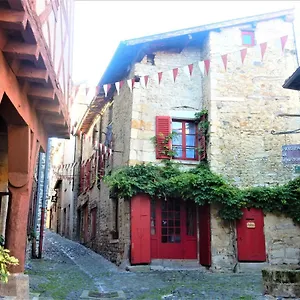 https://le-logis-dhestia.hotels-rhonealpes.com