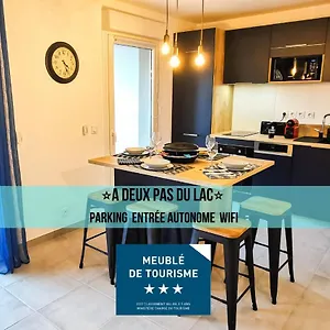 https://a-2-pas-du-lac-wifi-garage-netflix-disney-lac.hotels-rhonealpes.com