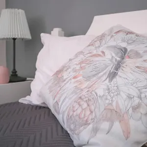 Beautiful And Cozy Flat Close To And Center Apartment