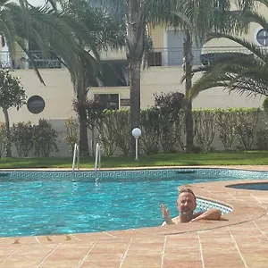 Amazing 2 Bedroom Near With Pool Apartment